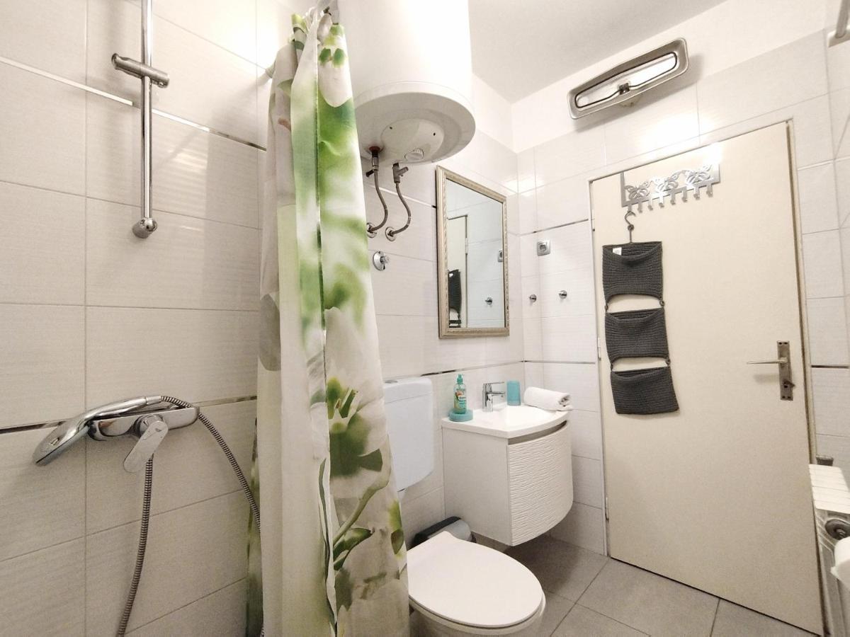 Apartment Ane 德拉马利 外观 照片